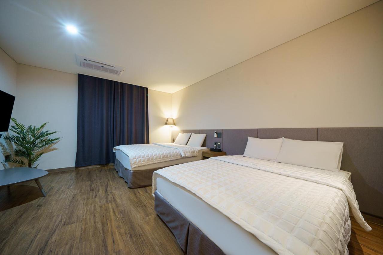 Mtm Family Hotel คยองจู ภายนอก รูปภาพ