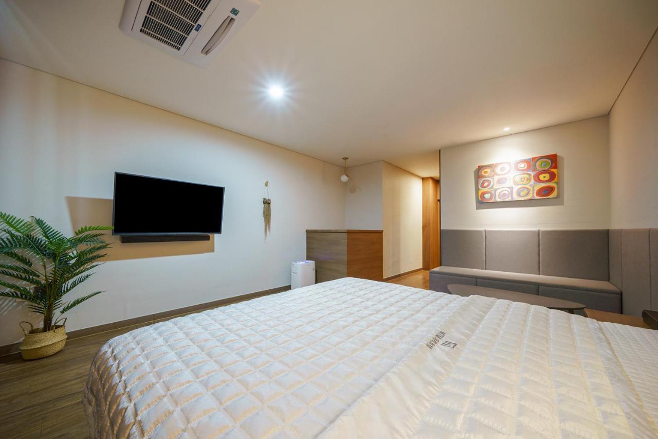 Mtm Family Hotel คยองจู ภายนอก รูปภาพ